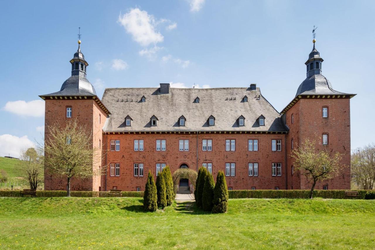 Ferienwohnung Saalstube - Schloss Adolphsburg Kirchhundem Exterior foto